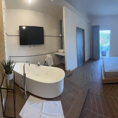 Bed & Breakfast View 4*